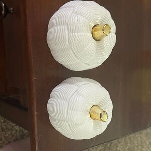 White Textured Ceramic Vanity Jars with Gold Tops (Set of 2)